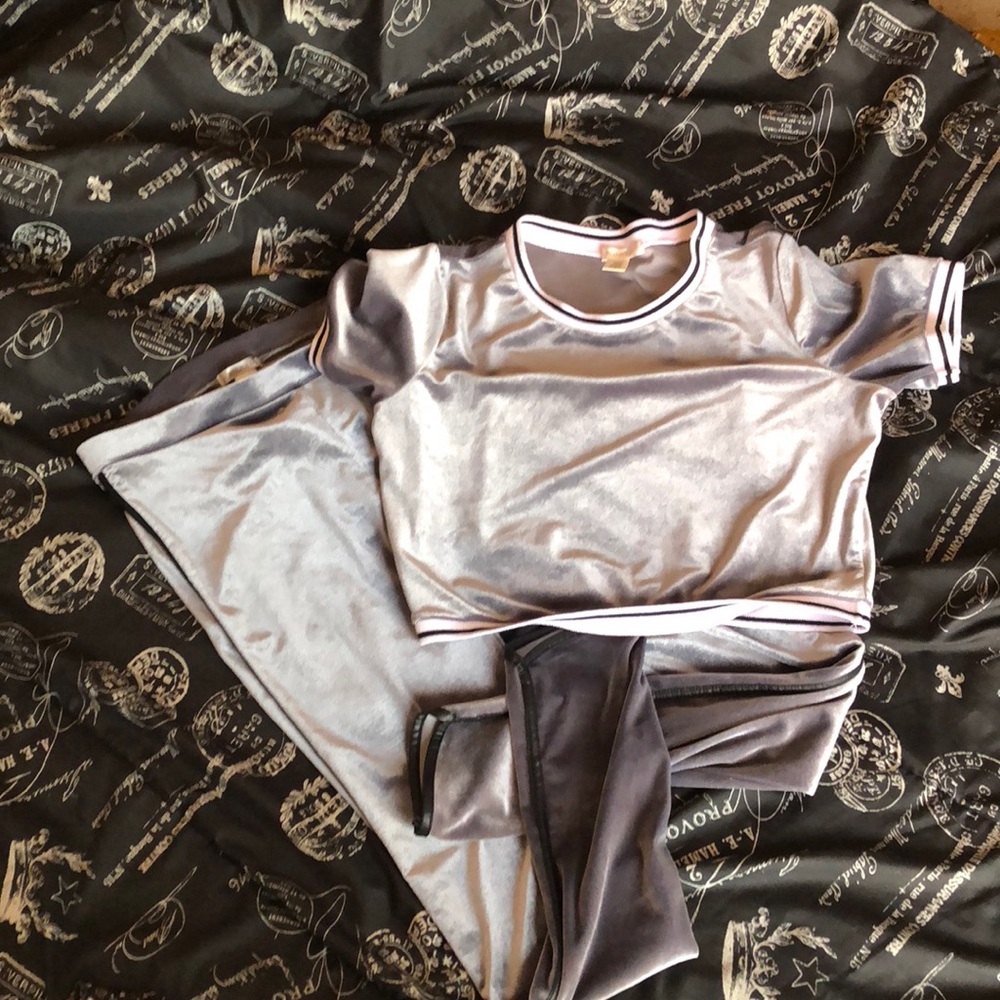 2 piece set violet